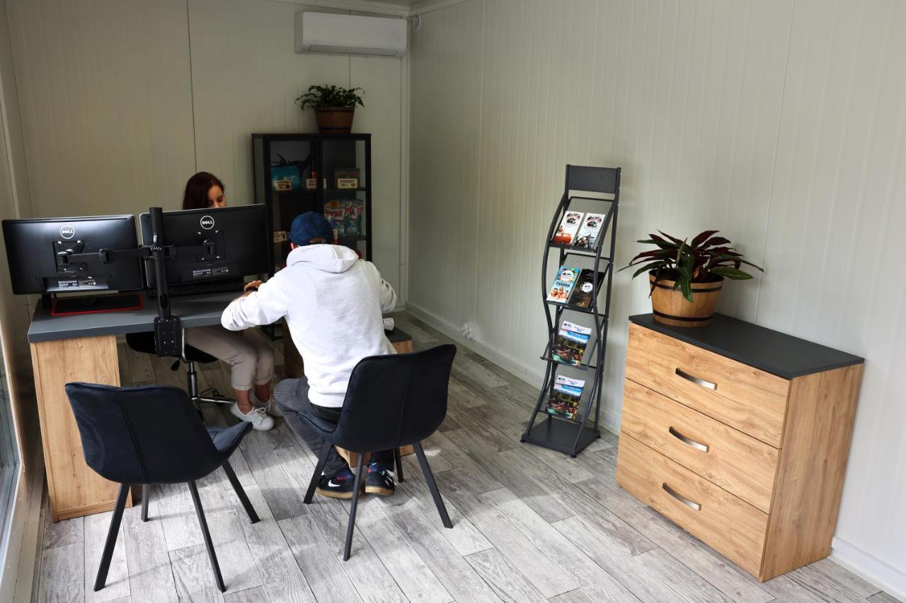 Camp Goracy Potok - Parcele Kamperowe Hotel Szaflary Ngoại thất bức ảnh